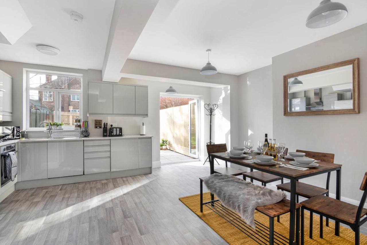 Spacious 3 Bed House, Netflix, Garden, Parking Southampton Ngoại thất bức ảnh