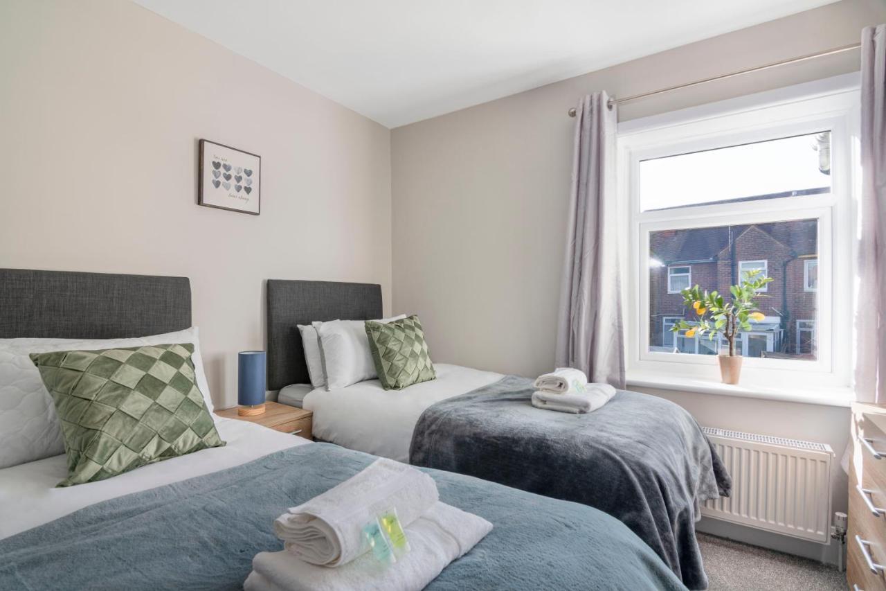 Spacious 3 Bed House, Netflix, Garden, Parking Southampton Ngoại thất bức ảnh